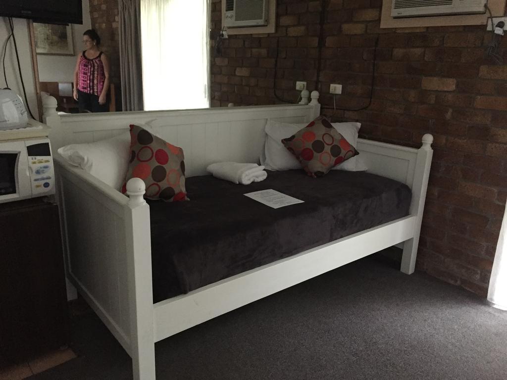 Coomera Motor Inn Gold Coast Ngoại thất bức ảnh
