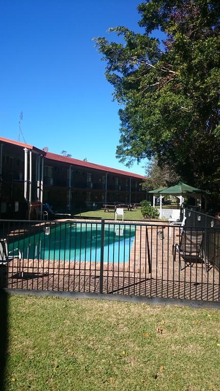 Coomera Motor Inn Gold Coast Ngoại thất bức ảnh